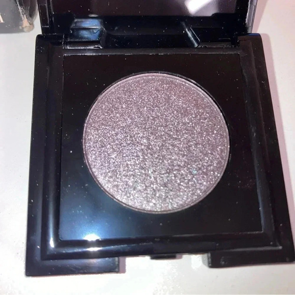 BETTY BOOP x IPSY That's So Betty Eyeshadow in Up Past Midnight - 0.05 oz - Picture 2 of 4